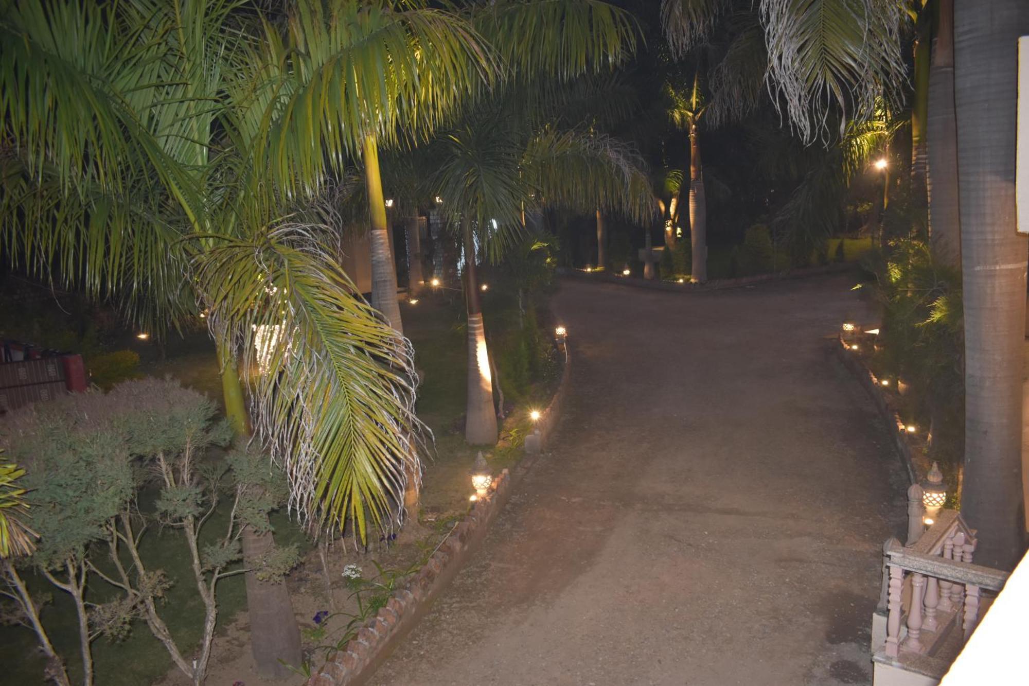 3Acres Resorts Dehradun Dış mekan fotoğraf