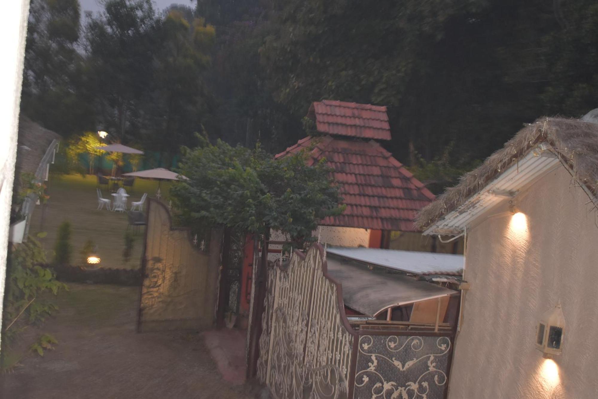 3Acres Resorts Dehradun Dış mekan fotoğraf